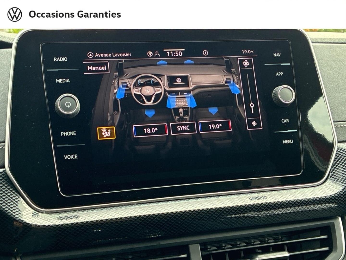 Voitures occasions VOLKSWAGEN T-CROSS R-Line Clermont-Ferrand