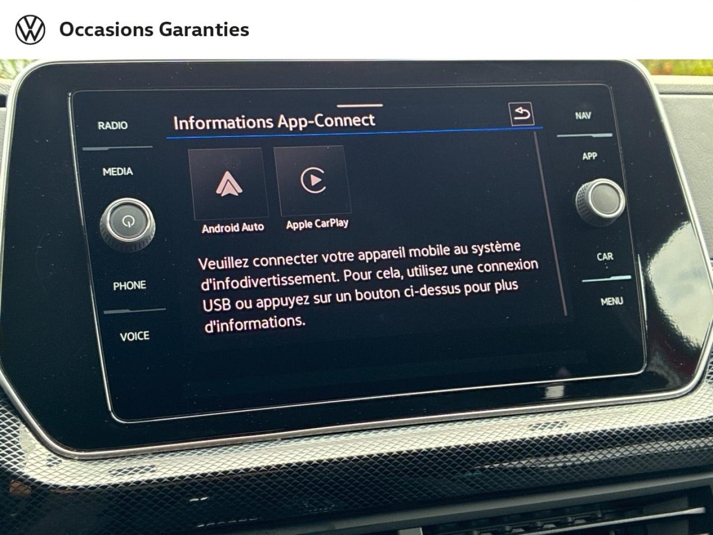 Voitures occasions VOLKSWAGEN T-CROSS R-Line Clermont-Ferrand