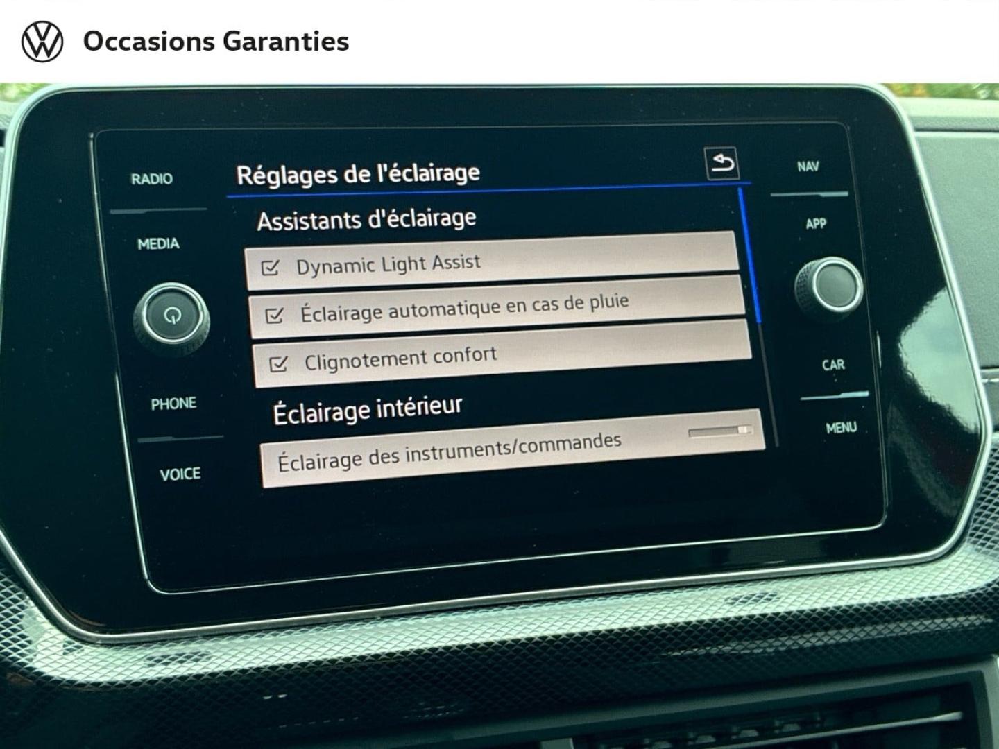 Voitures occasions VOLKSWAGEN T-CROSS R-Line Clermont-Ferrand
