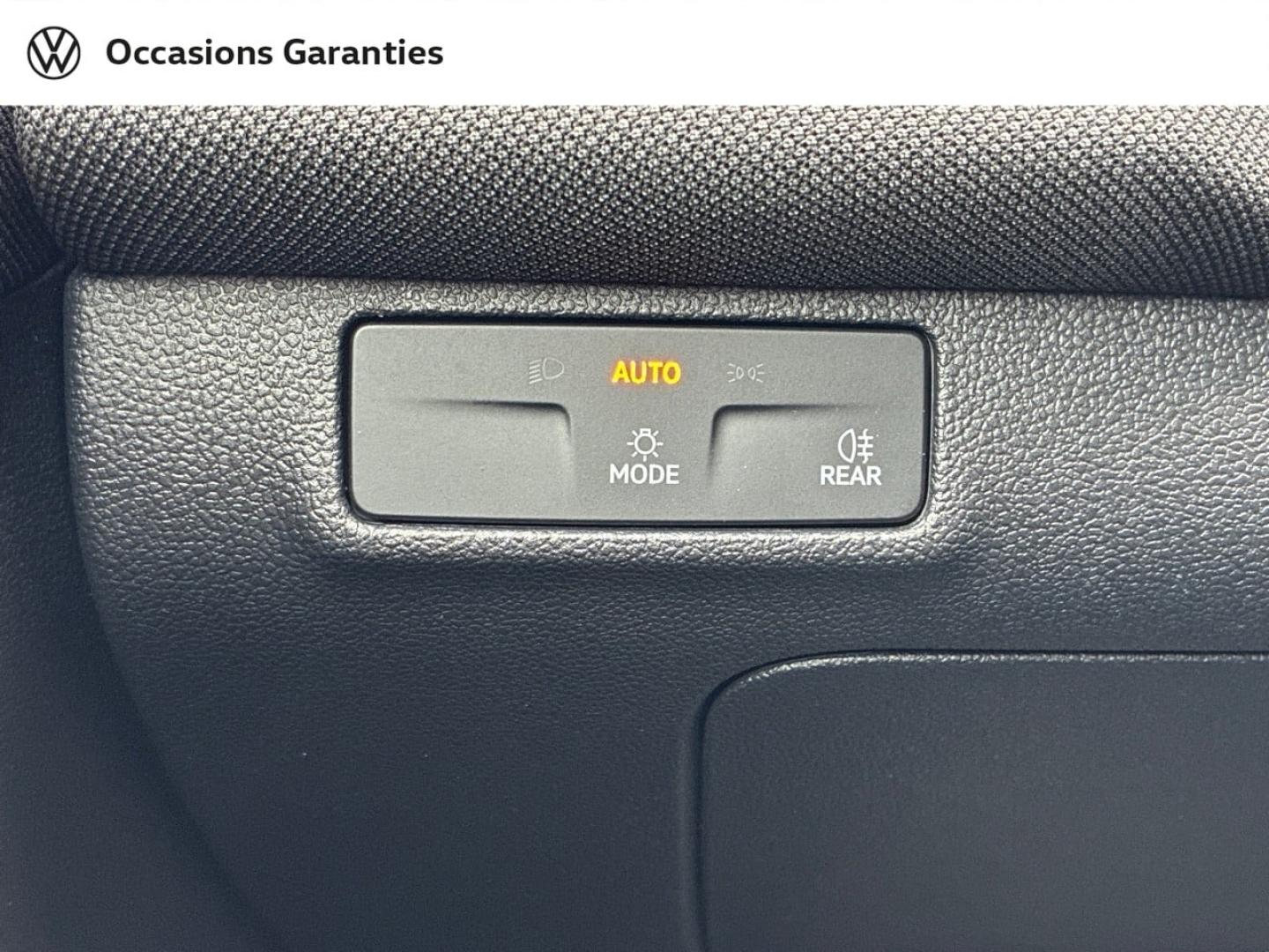 Voitures occasions VOLKSWAGEN T-ROC Life Clermont-Ferrand