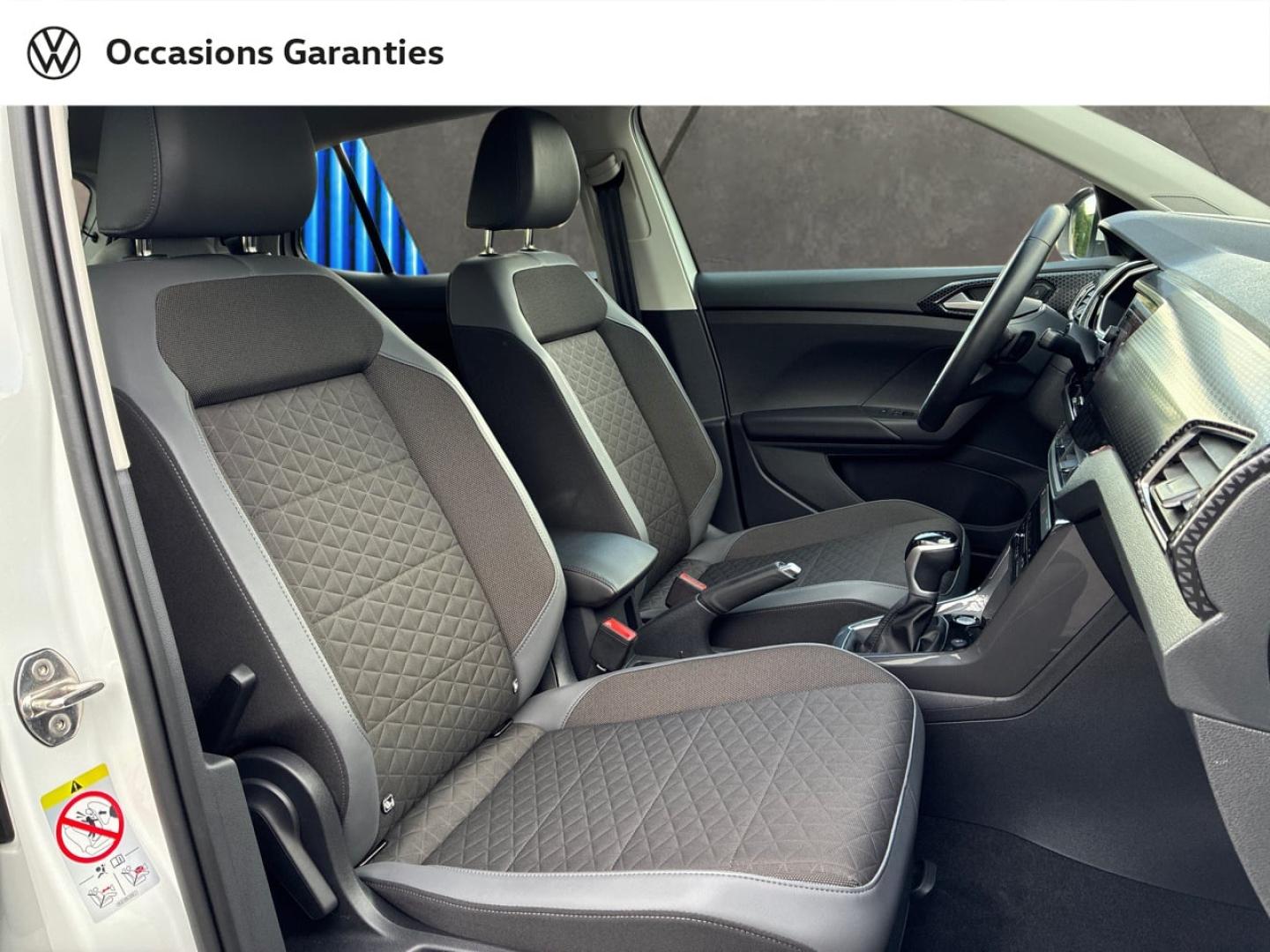 Voitures occasions VOLKSWAGEN T-CROSS Style Clermont-Ferrand