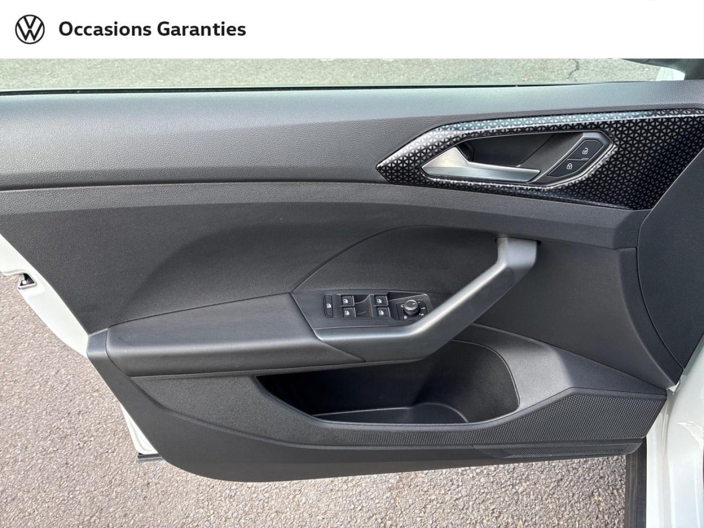 Voitures occasions VOLKSWAGEN T-CROSS Style Clermont-Ferrand