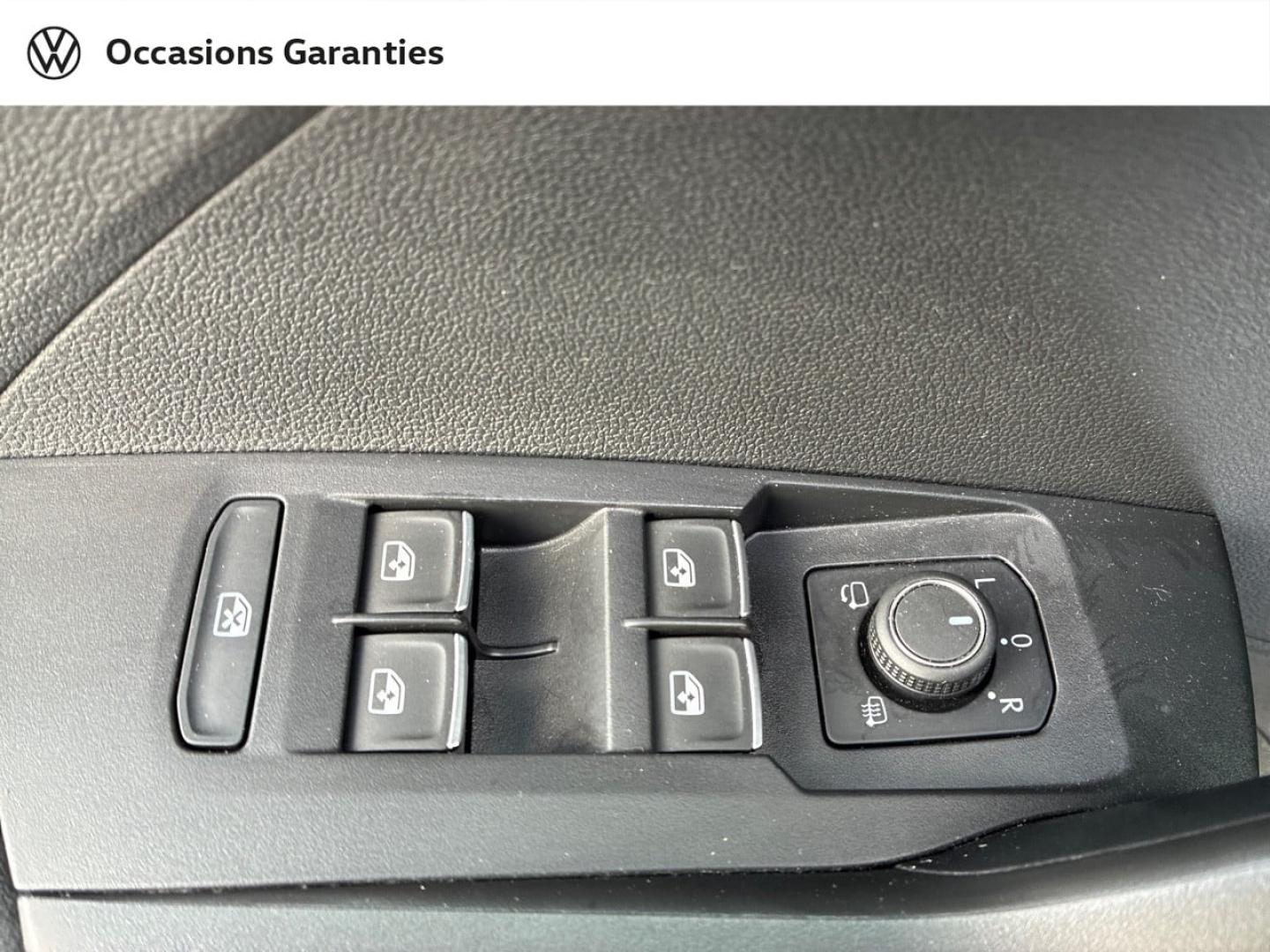 Voitures occasions VOLKSWAGEN T-CROSS Style Clermont-Ferrand