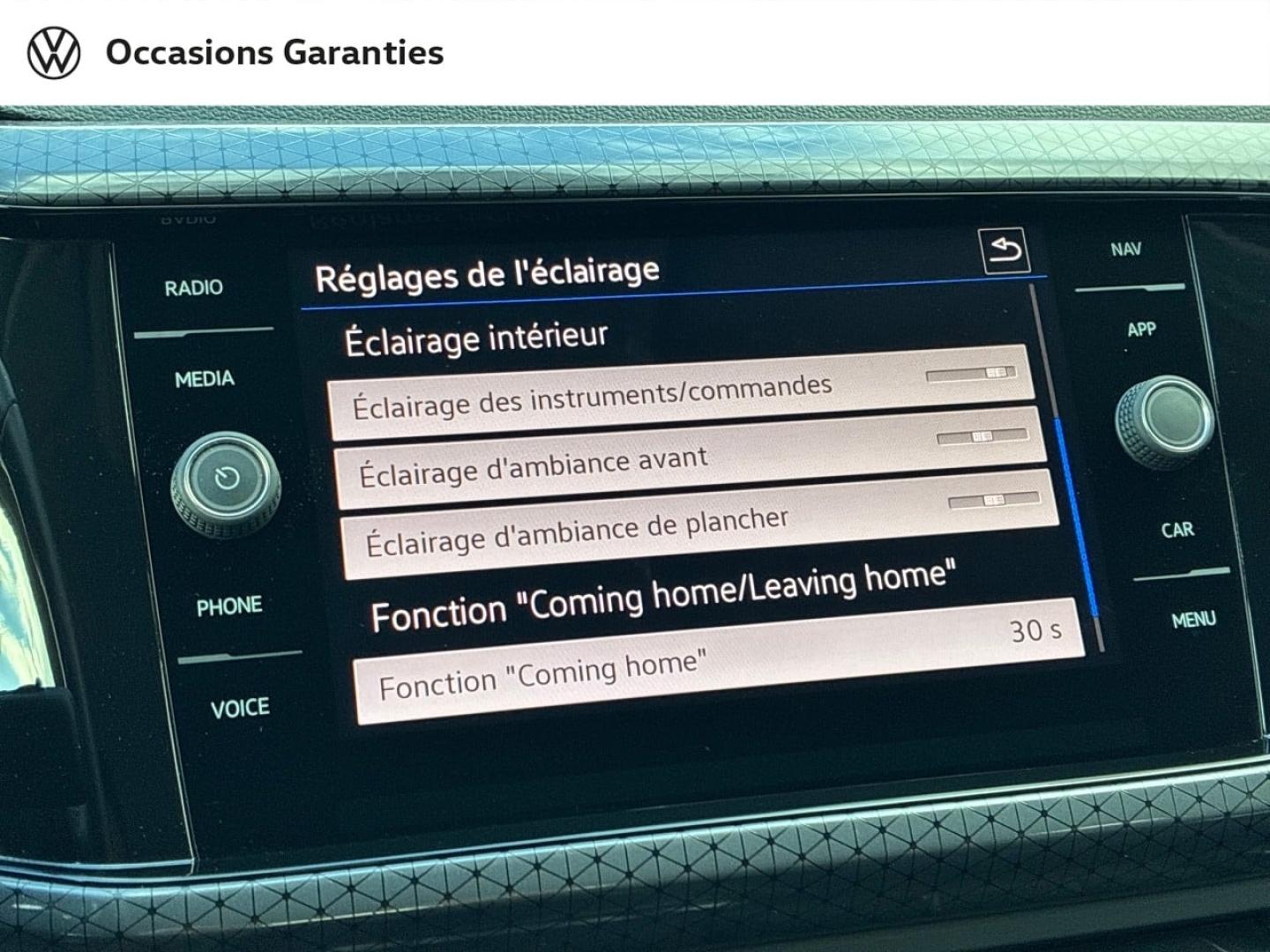 Voitures occasions VOLKSWAGEN T-CROSS Style Clermont-Ferrand