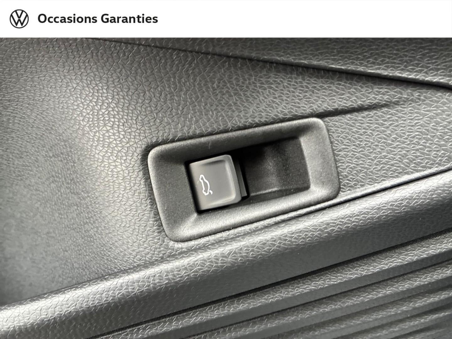 Voitures occasions VOLKSWAGEN ID.4 Life Max Clermont-Ferrand