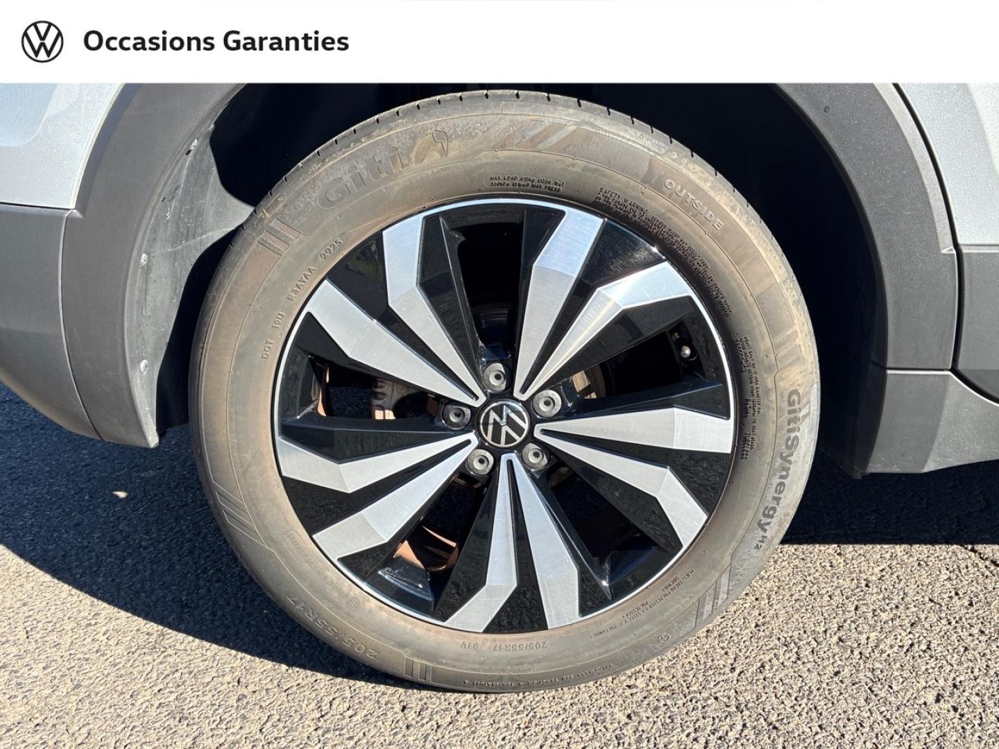Voitures occasions VOLKSWAGEN T-CROSS Style Clermont-Ferrand