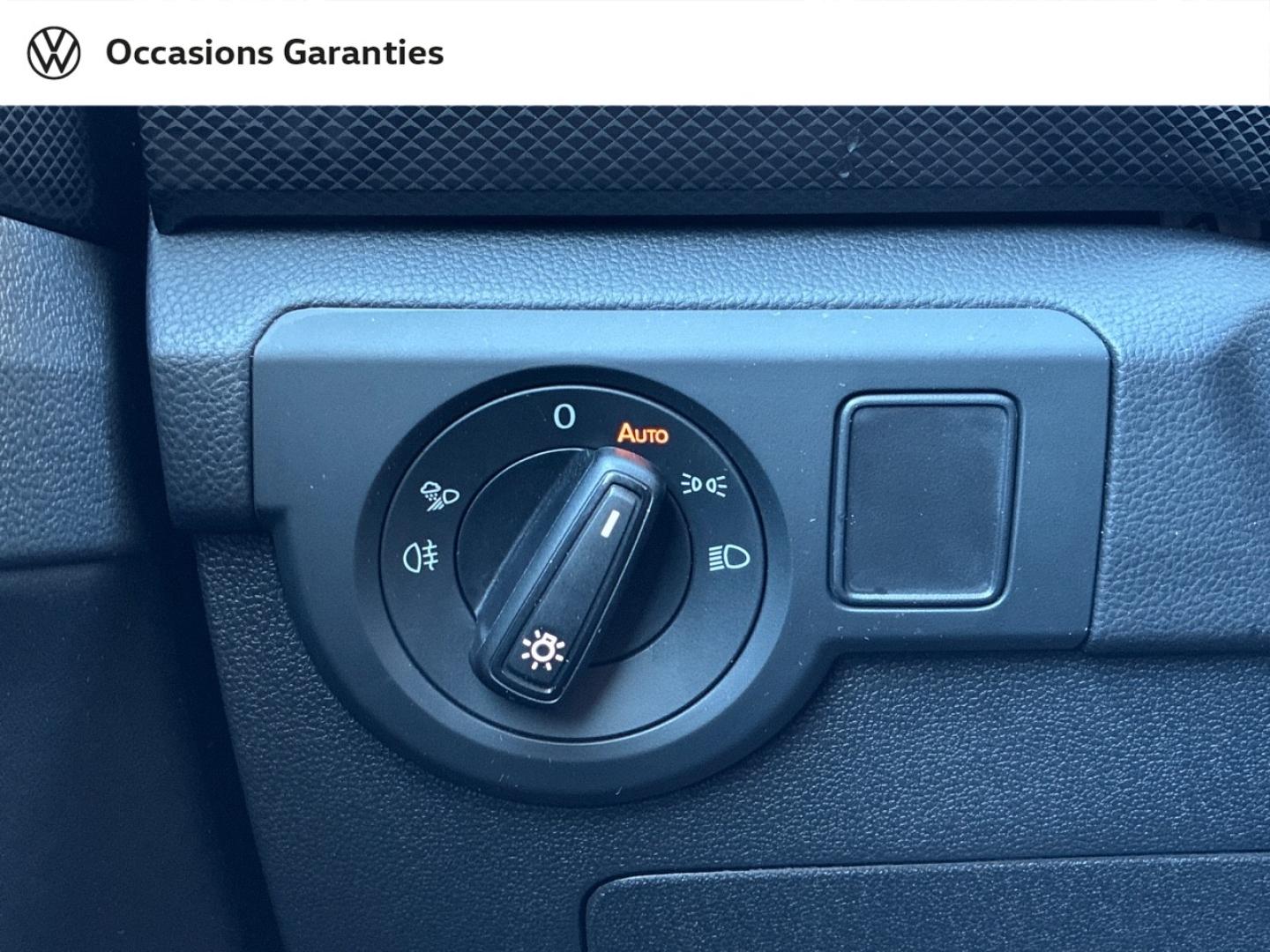 Voitures occasions VOLKSWAGEN T-CROSS Style Clermont-Ferrand