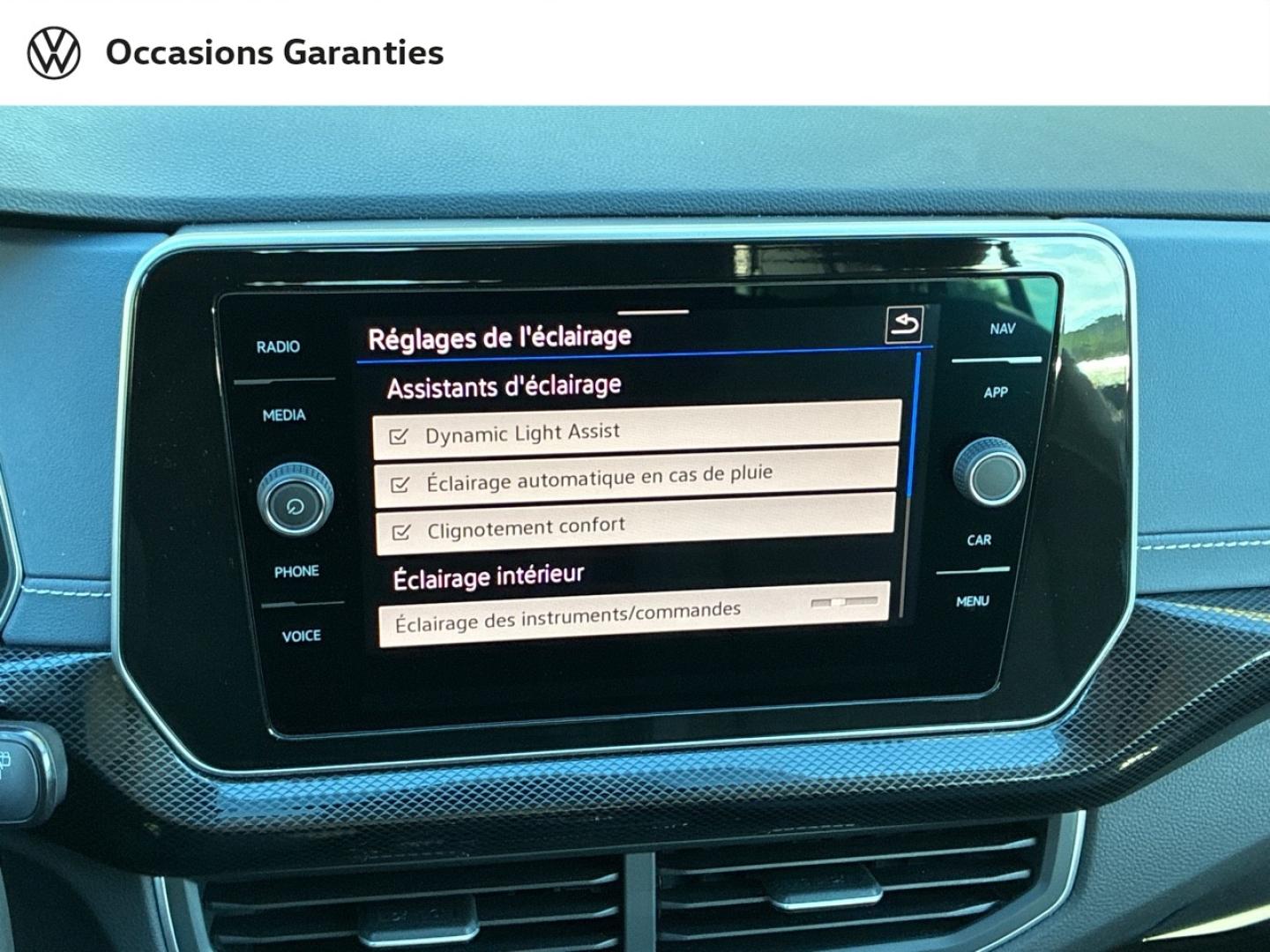 Voitures occasions VOLKSWAGEN T-CROSS Style Clermont-Ferrand