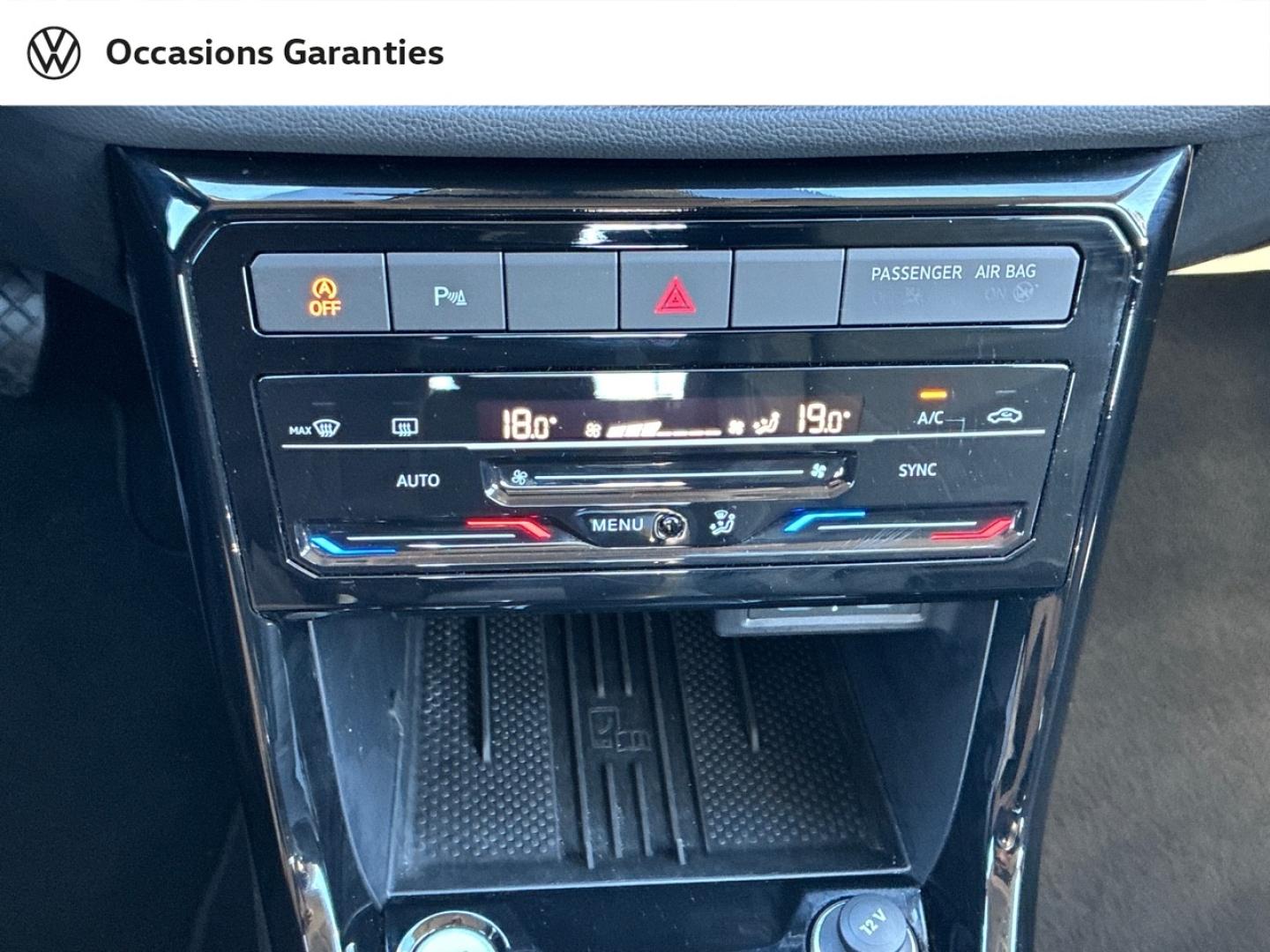 Voitures occasions VOLKSWAGEN T-CROSS Style Clermont-Ferrand