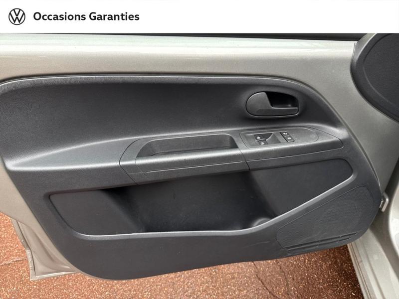 Voitures occasions VOLKSWAGEN e-up! Life Paris