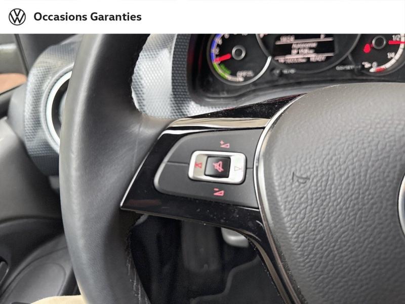 Voitures occasions VOLKSWAGEN e-up! Life Paris