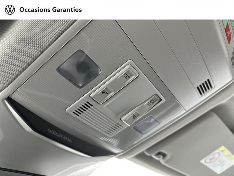 Voitures occasions VOLKSWAGEN T-ROC Life Plus Paris