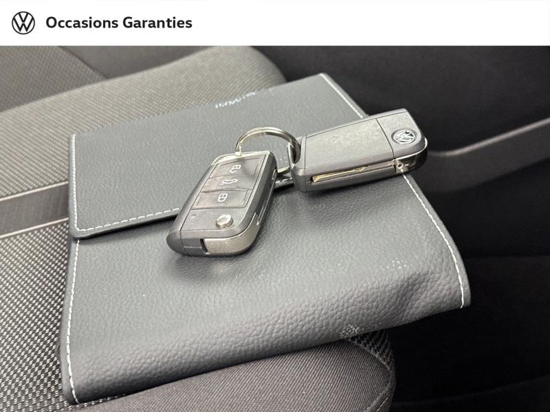 Voitures occasions VOLKSWAGEN T-ROC Life Plus Paris