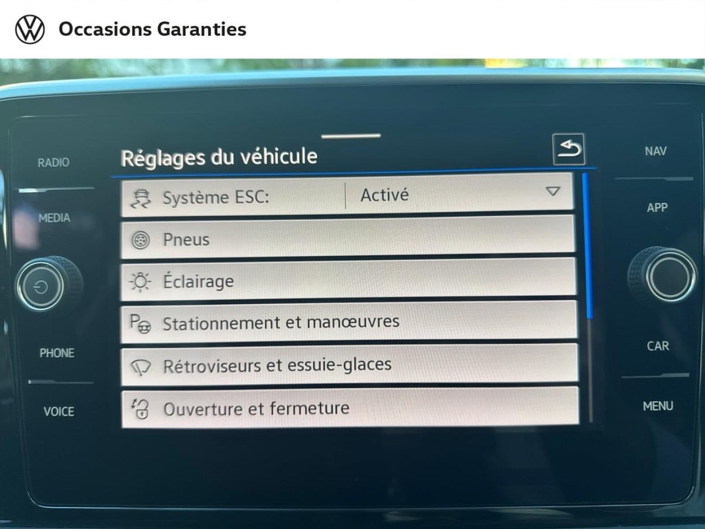 Voitures occasions VOLKSWAGEN T-ROC Style Paris