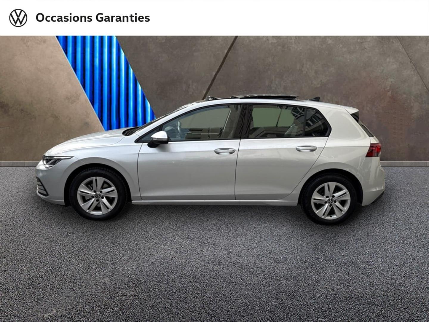 Voitures occasions VOLKSWAGEN GOLF Life Plus Paris
