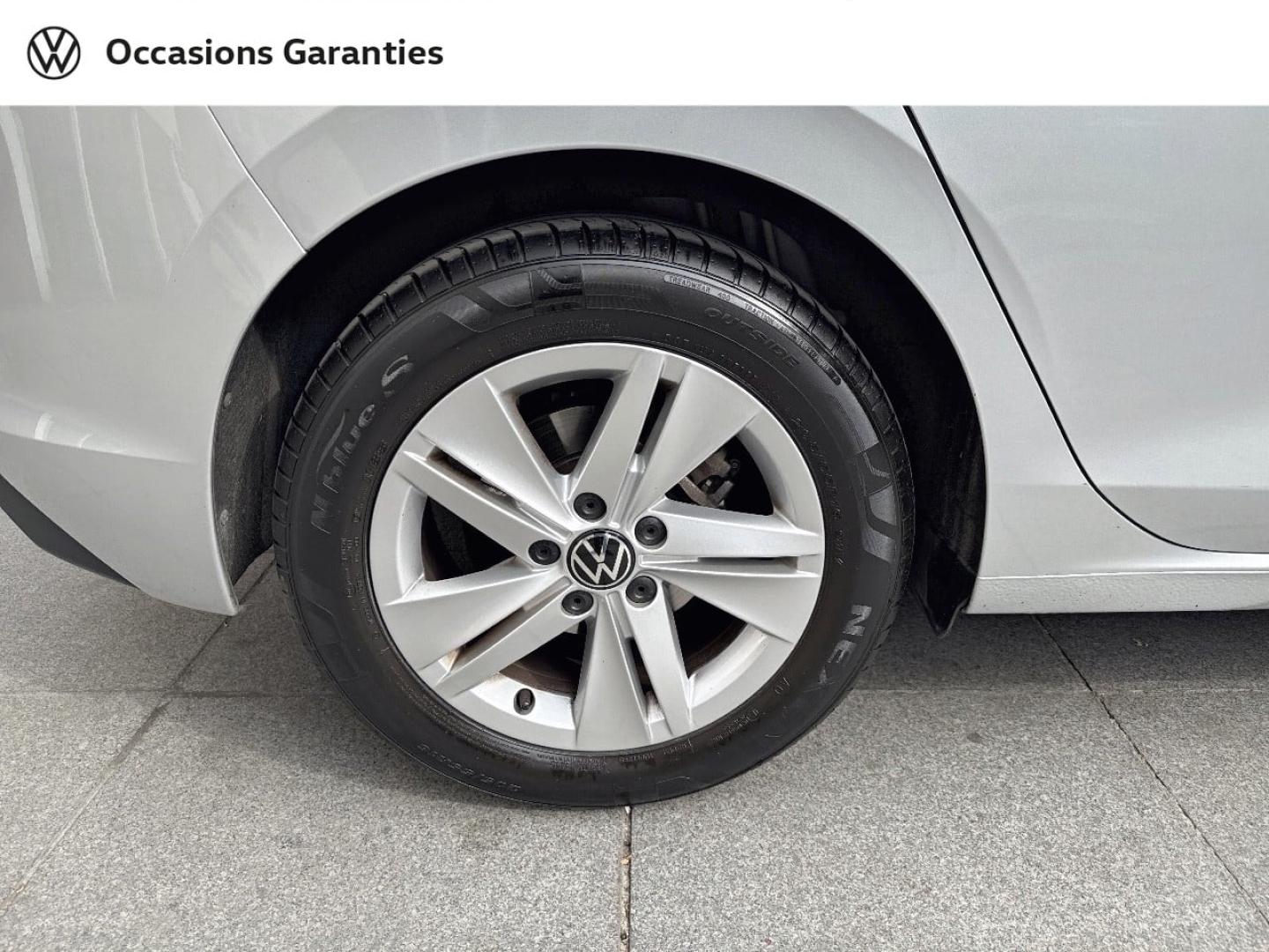 Voitures occasions VOLKSWAGEN GOLF Life Plus Paris