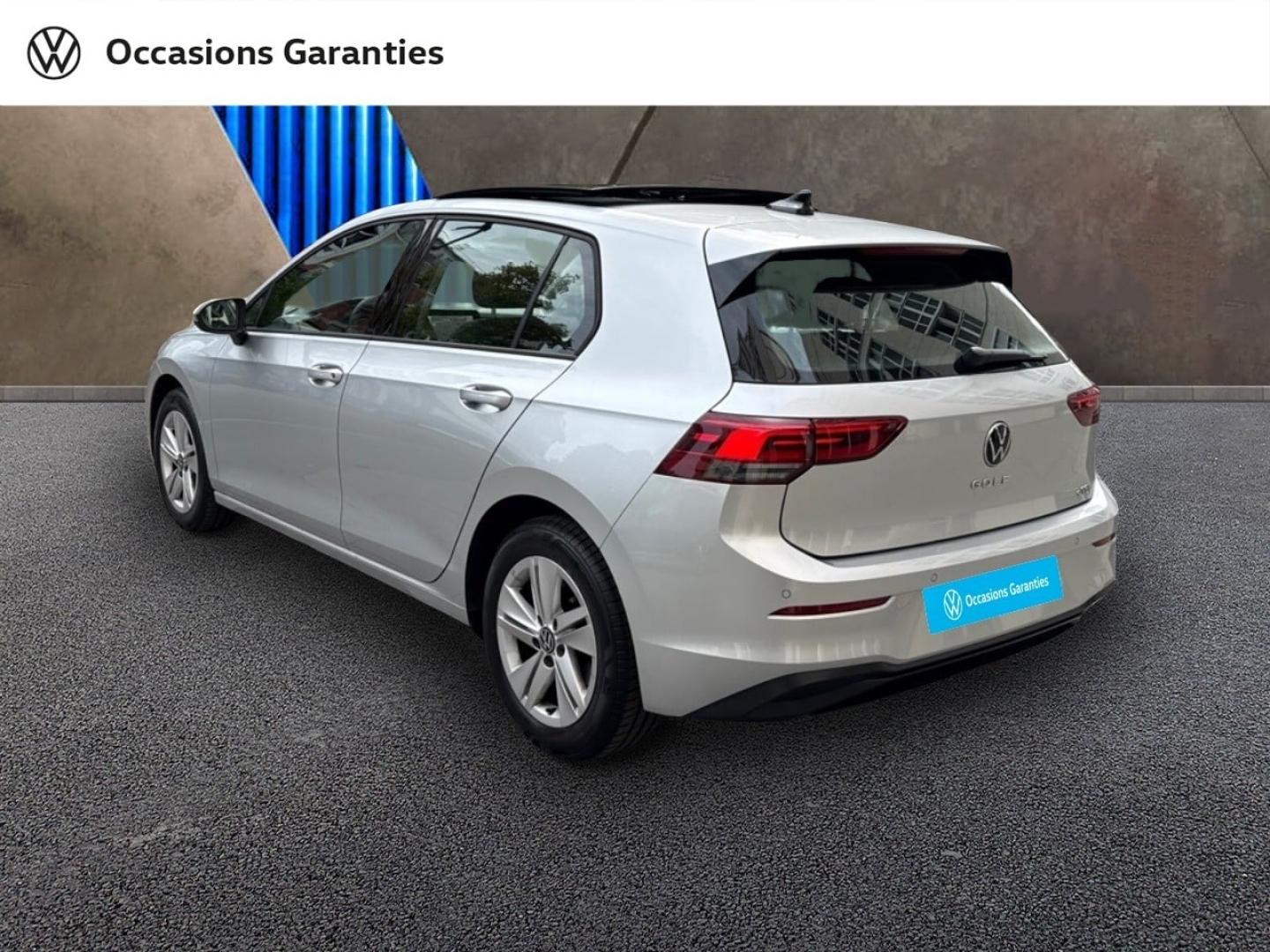 Voitures occasions VOLKSWAGEN GOLF Life Plus Paris