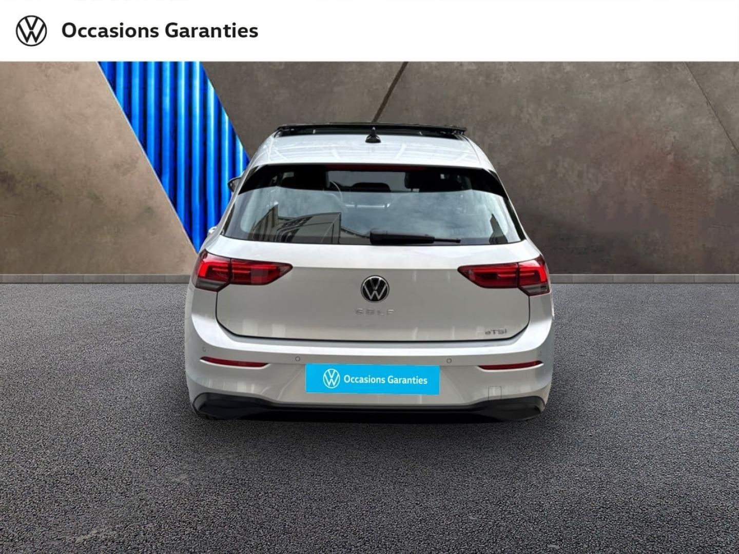 Voitures occasions VOLKSWAGEN GOLF Life Plus Paris