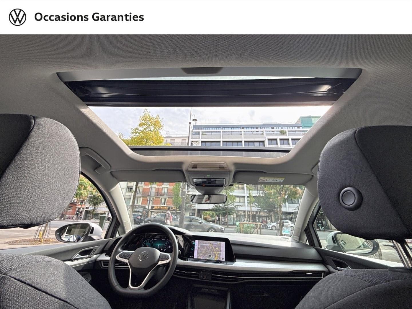 Voitures occasions VOLKSWAGEN GOLF Life Plus Paris