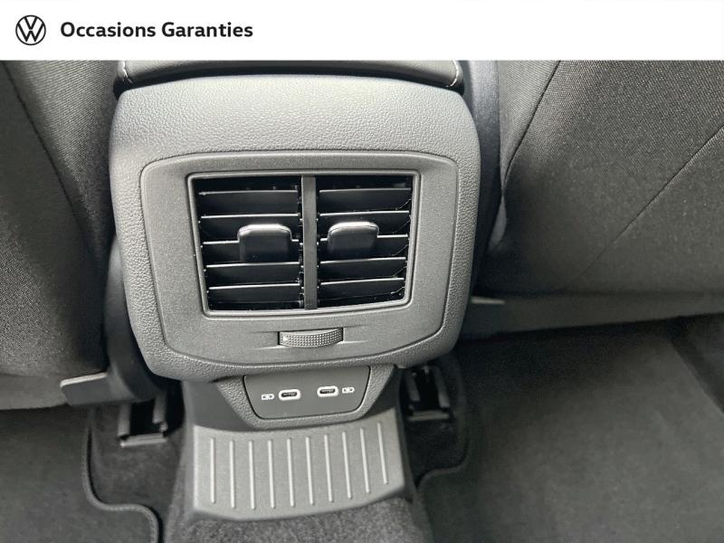 Voitures occasions VOLKSWAGEN T-ROC Style Paris