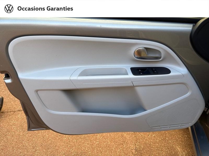 Voitures occasions VOLKSWAGEN up! Beats Audio Paris