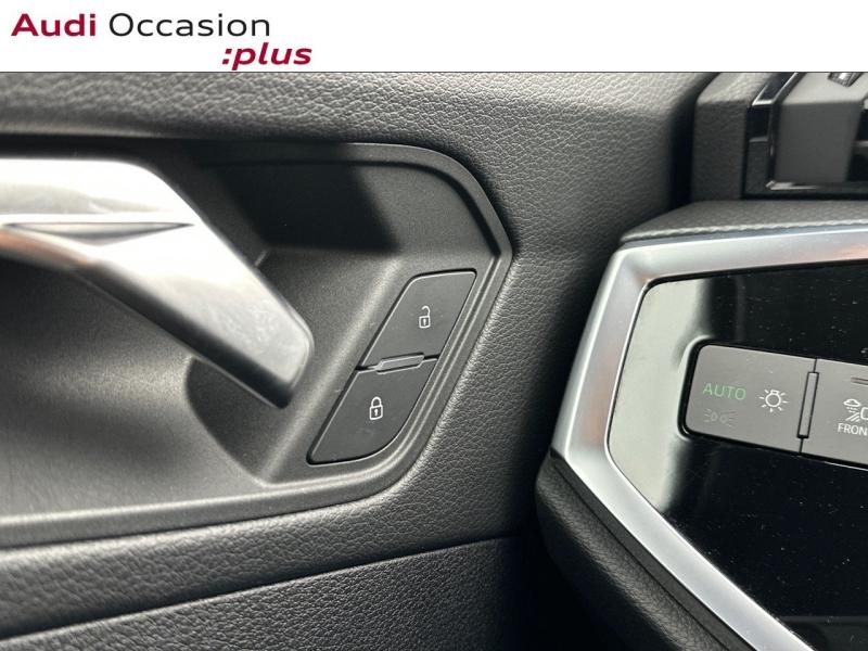 Voitures occasions Audi Q3 S line Paris