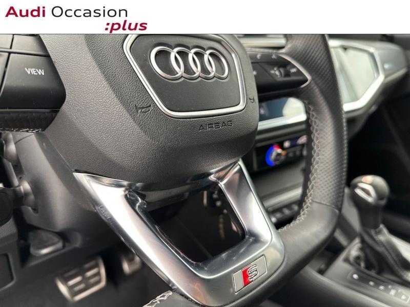 Voitures occasions Audi Q3 S line Paris