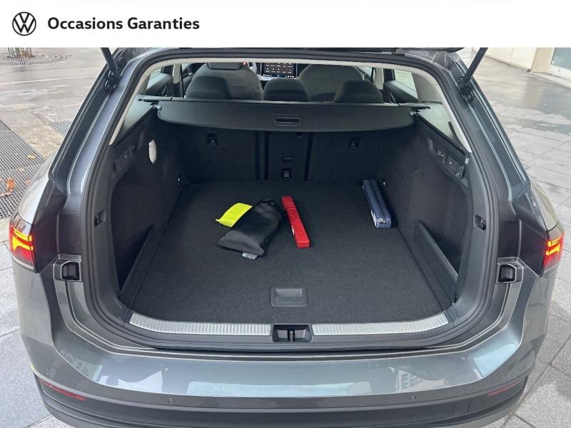 Voitures occasions VOLKSWAGEN Passat SW Base Paris