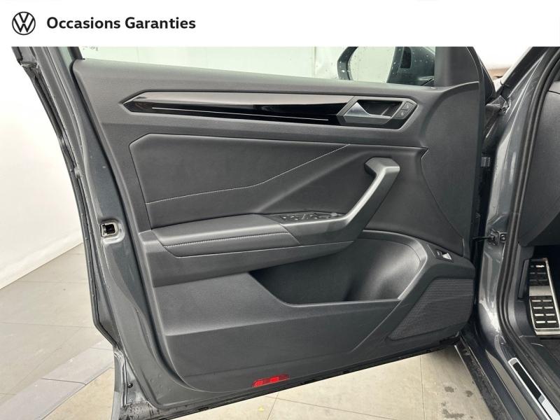 Voitures occasions VOLKSWAGEN T-ROC R-Line Paris