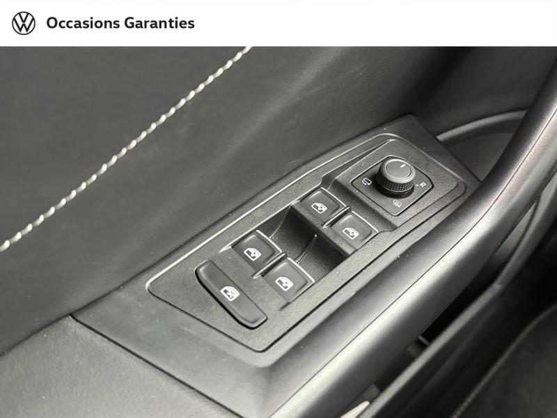 Voitures occasions VOLKSWAGEN T-ROC R-Line Paris