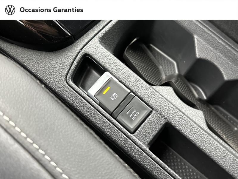Voitures occasions VOLKSWAGEN T-ROC R-Line Paris