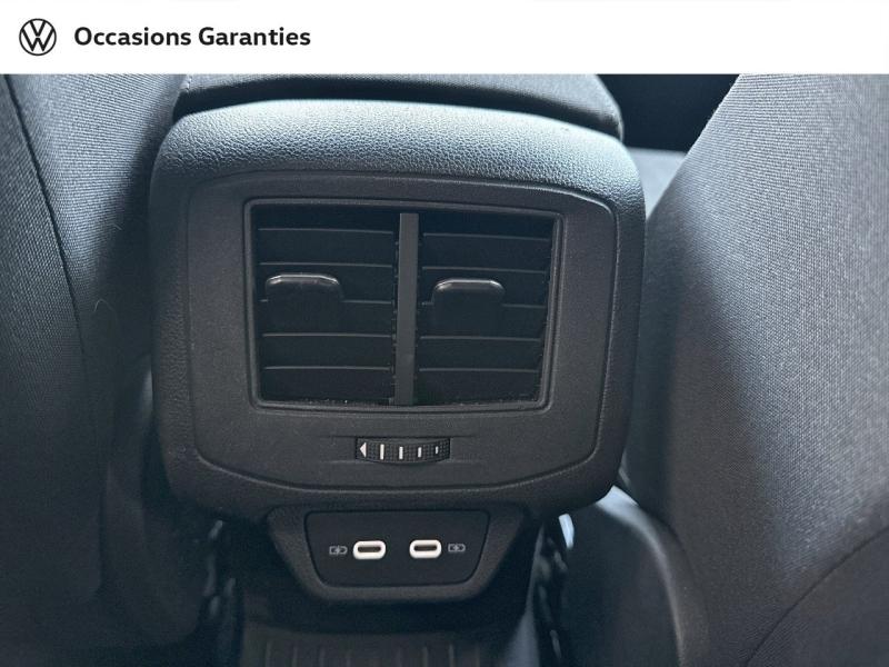 Voitures occasions VOLKSWAGEN T-ROC Life Paris