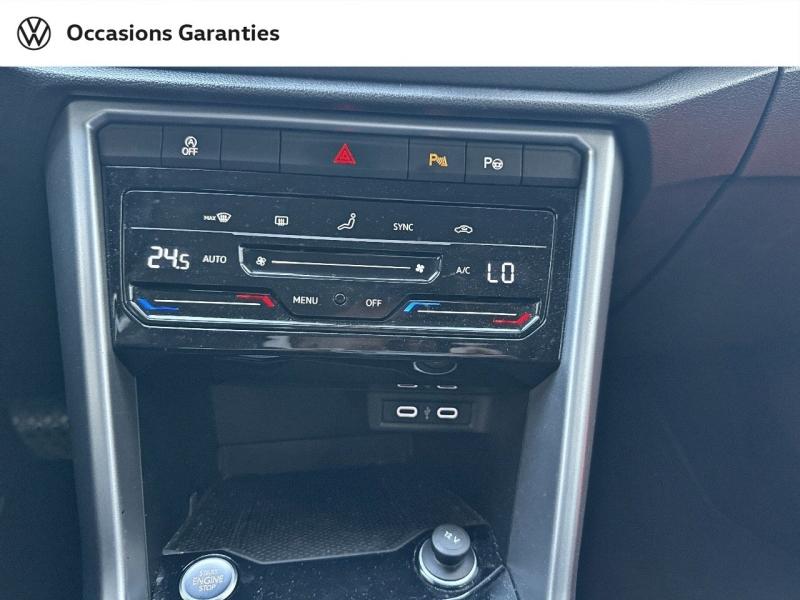 Voitures occasions VOLKSWAGEN T-ROC Life Paris