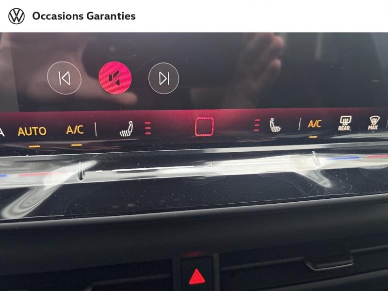 Voitures occasions VOLKSWAGEN T-ROC R-Line Paris