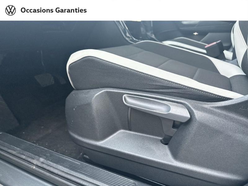 Voitures occasions VOLKSWAGEN T-ROC Carat Paris