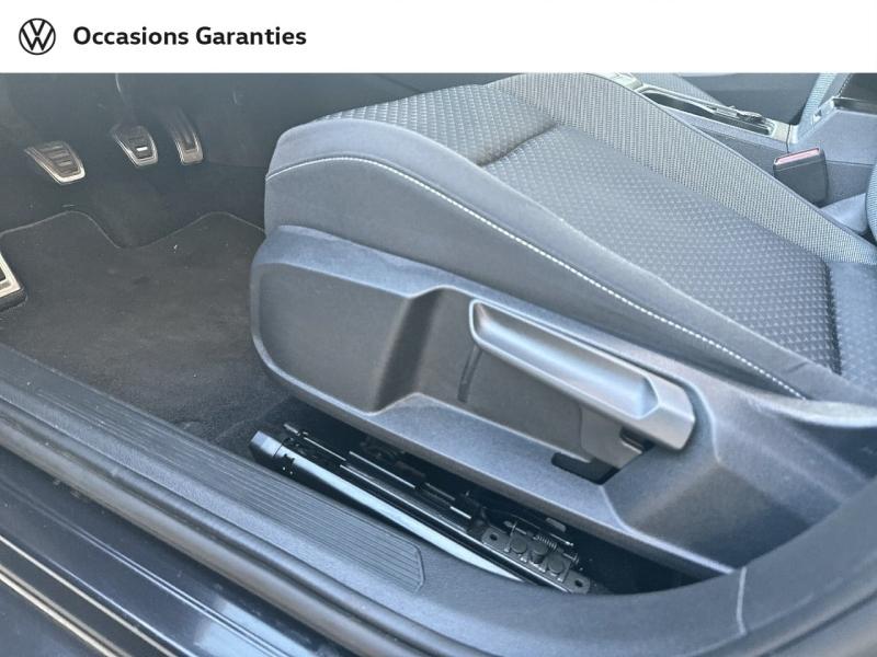 Voitures occasions VOLKSWAGEN GOLF Active Paris