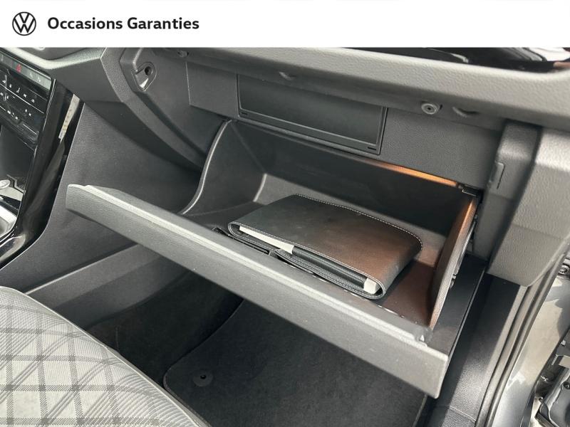 Voitures occasions VOLKSWAGEN T-ROC R-Line Paris