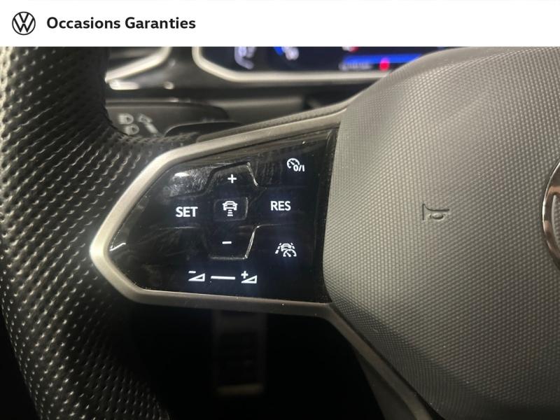 Voitures occasions VOLKSWAGEN T-ROC R-Line Paris