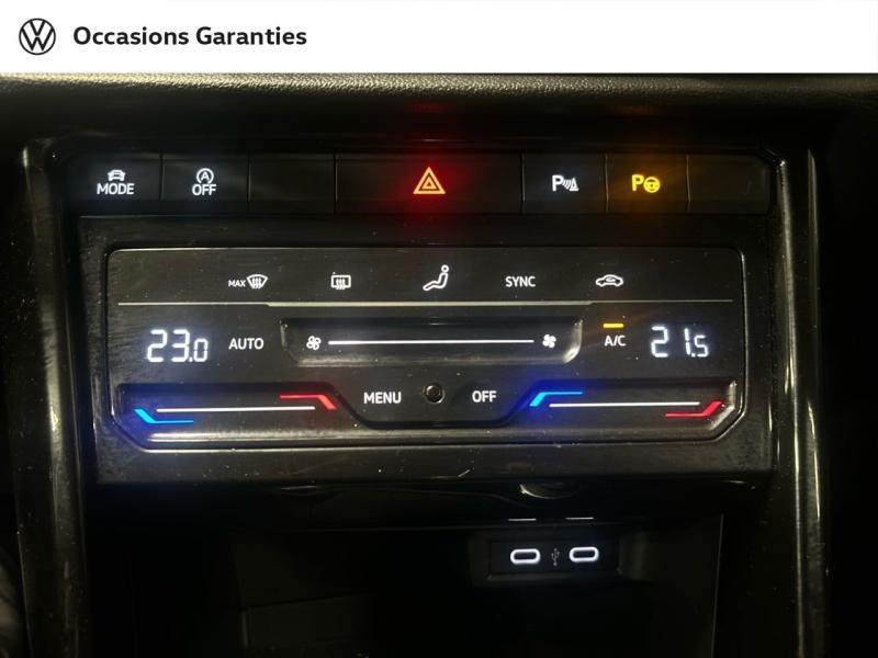 Voitures occasions VOLKSWAGEN T-ROC R-Line Paris