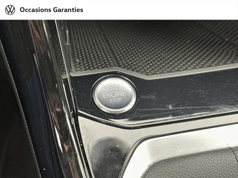 Voitures occasions VOLKSWAGEN T-ROC R-Line Paris