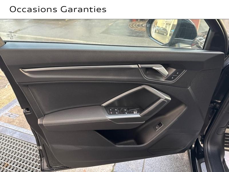 Voitures occasions Audi Q3 S line Paris