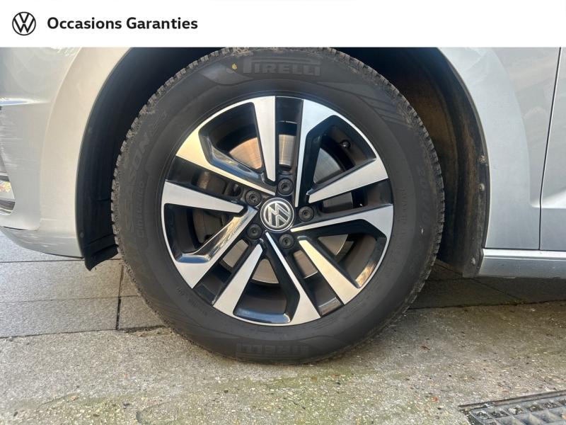 Voitures occasions VOLKSWAGEN TOURAN IQ.Drive Paris