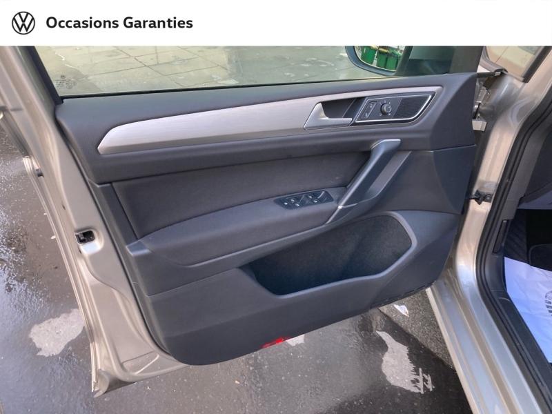 Voitures occasions VOLKSWAGEN GOLF SPORTSVAN Confortline Paris