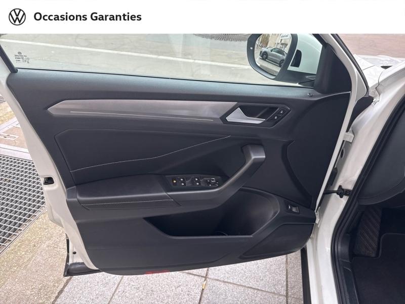 Voitures occasions VOLKSWAGEN T-ROC Style Exclusive Paris