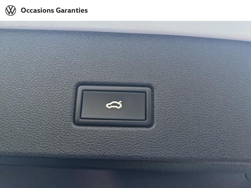 Voitures occasions VOLKSWAGEN T-ROC Style Exclusive Paris