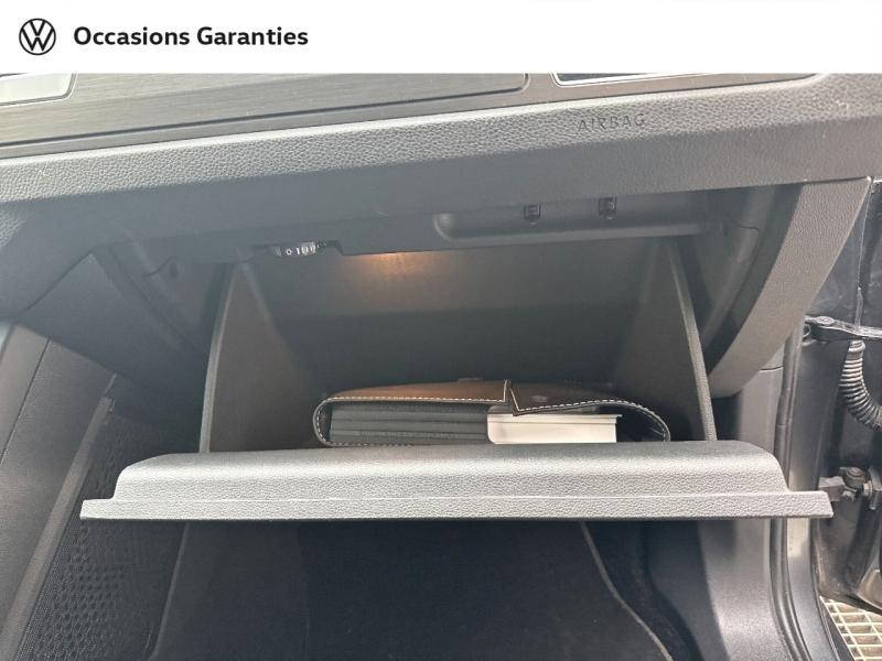 Voitures occasions VOLKSWAGEN TOURAN Confortline Business Paris