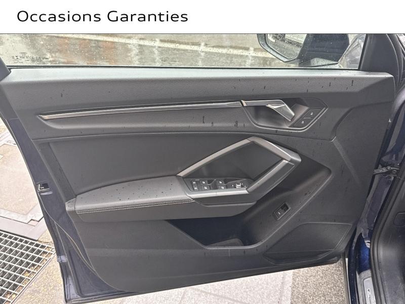 Voitures occasions Audi Q3 S line Paris