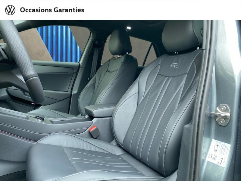 Voitures occasions VOLKSWAGEN T-ROC R-Line Paris