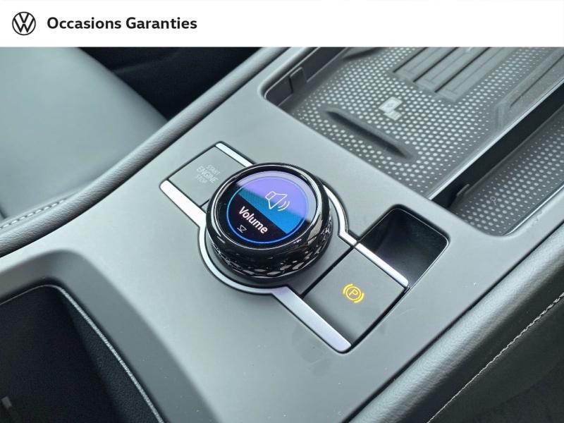 Voitures occasions VOLKSWAGEN T-ROC R-Line Paris