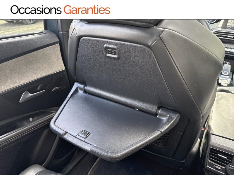 Voitures occasions PEUGEOT 5008 GT Paris